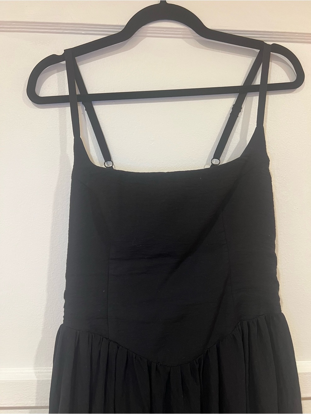 Signature Collection - The Dani Maxi Dress - Square-Neck Bodice with Pockets - Picture 9 of 13